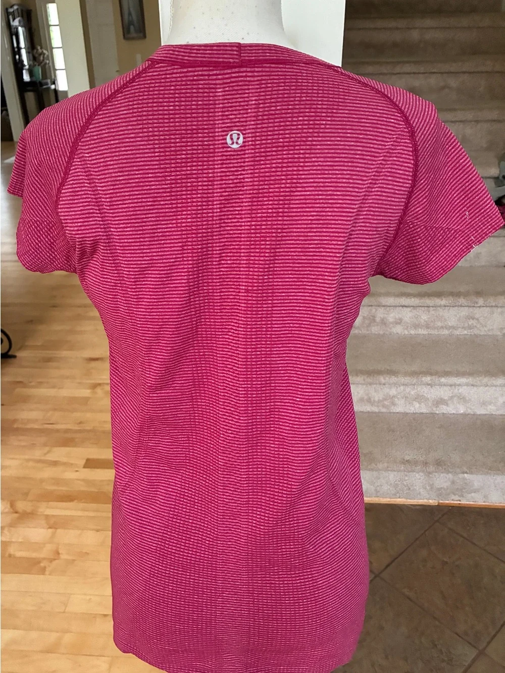 Lululemon Swiftly Tech Red Stripped Short Sleeve Running Crew Tee